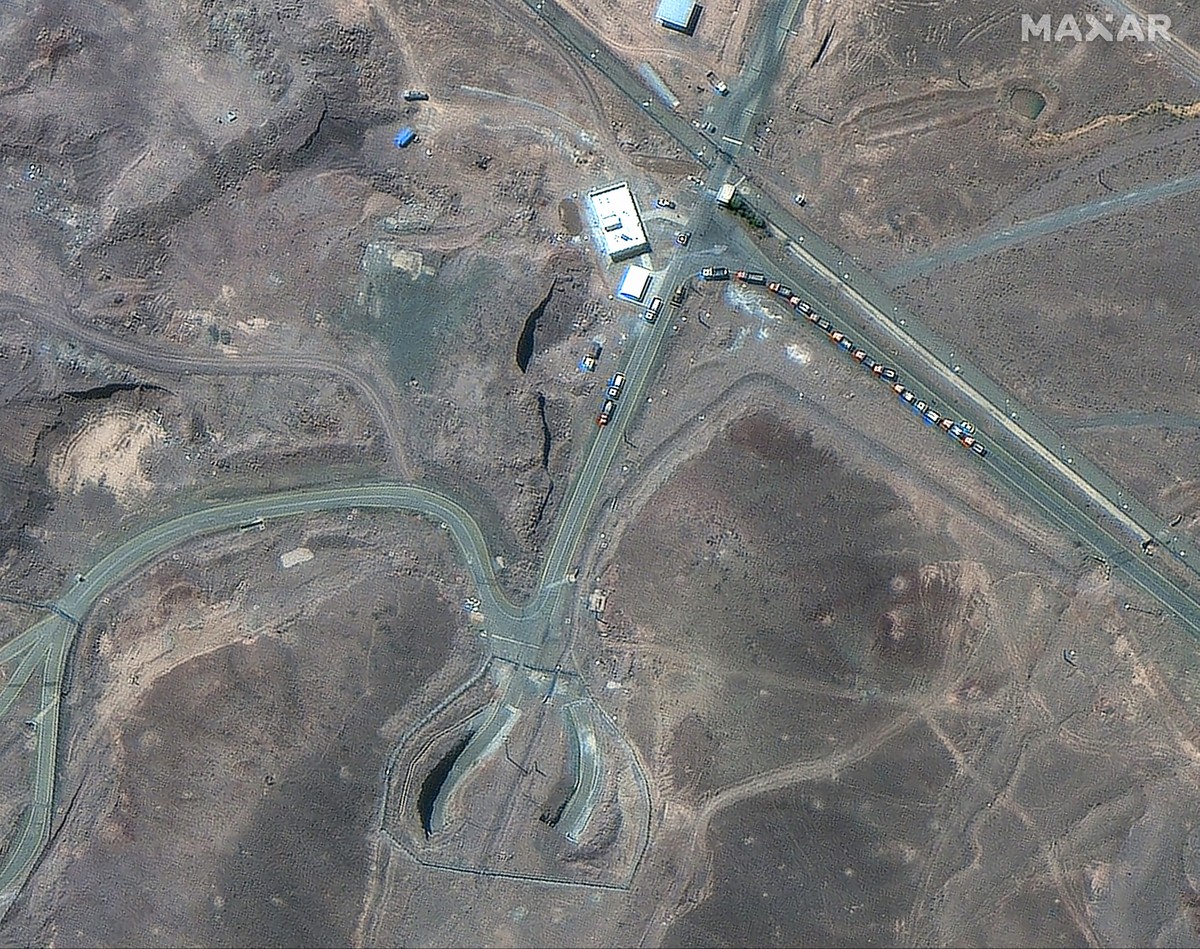 Irã diz que centrais nucleares foram 'fortemente danificadas' pelos ataques dos EUA; ACOMPANHE